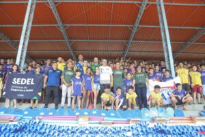 Imagem da notícia - Sedel realiza aula inaugural de natação no Parque Aquático de Alto Rendimento da Vila Olímpica de Manaus